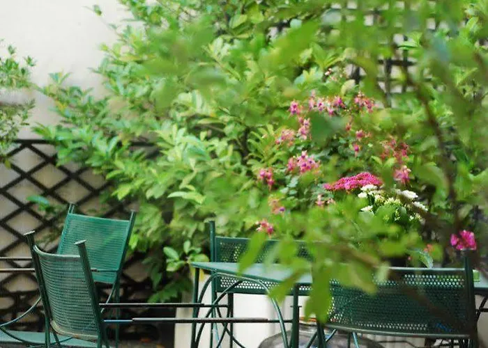 France Eiffel Hotell