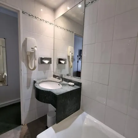 France Eiffel Otel 3*