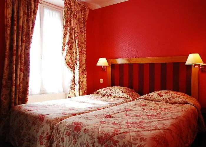 Hotell France Eiffel 3*