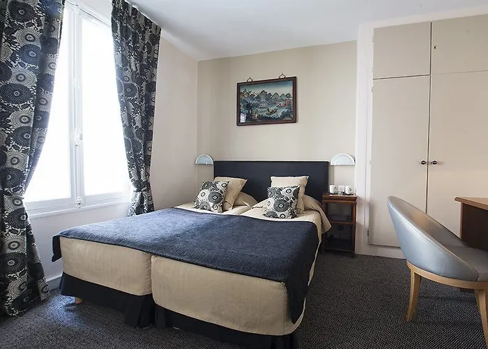 Hotel France Eiffel 3*