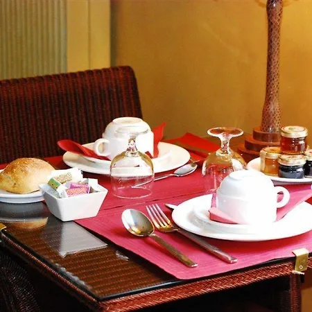 فرانس إيفل فندق