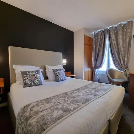 فرانس إيفل فندق باريس