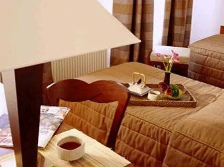 فرانس إيفل 3*