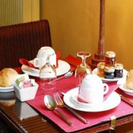 فرانس إيفل فندق باريس