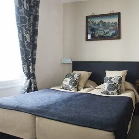 فرانس إيفل فندق باريس