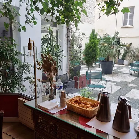 France Eiffel Hotel 3*